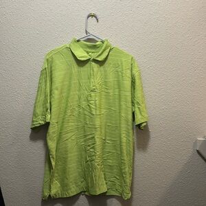 Nike shirt for men color green and Size L casual